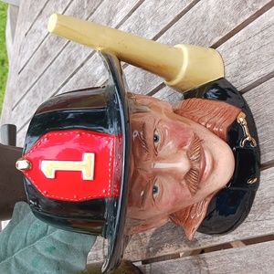 FIREMAN MUG: ROYAL DOULTON